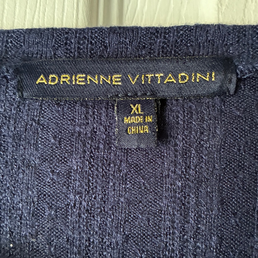Adrienne Vittadini Navy Button-Shoulder Tie-Front Top size xl - Picture 2 of 2